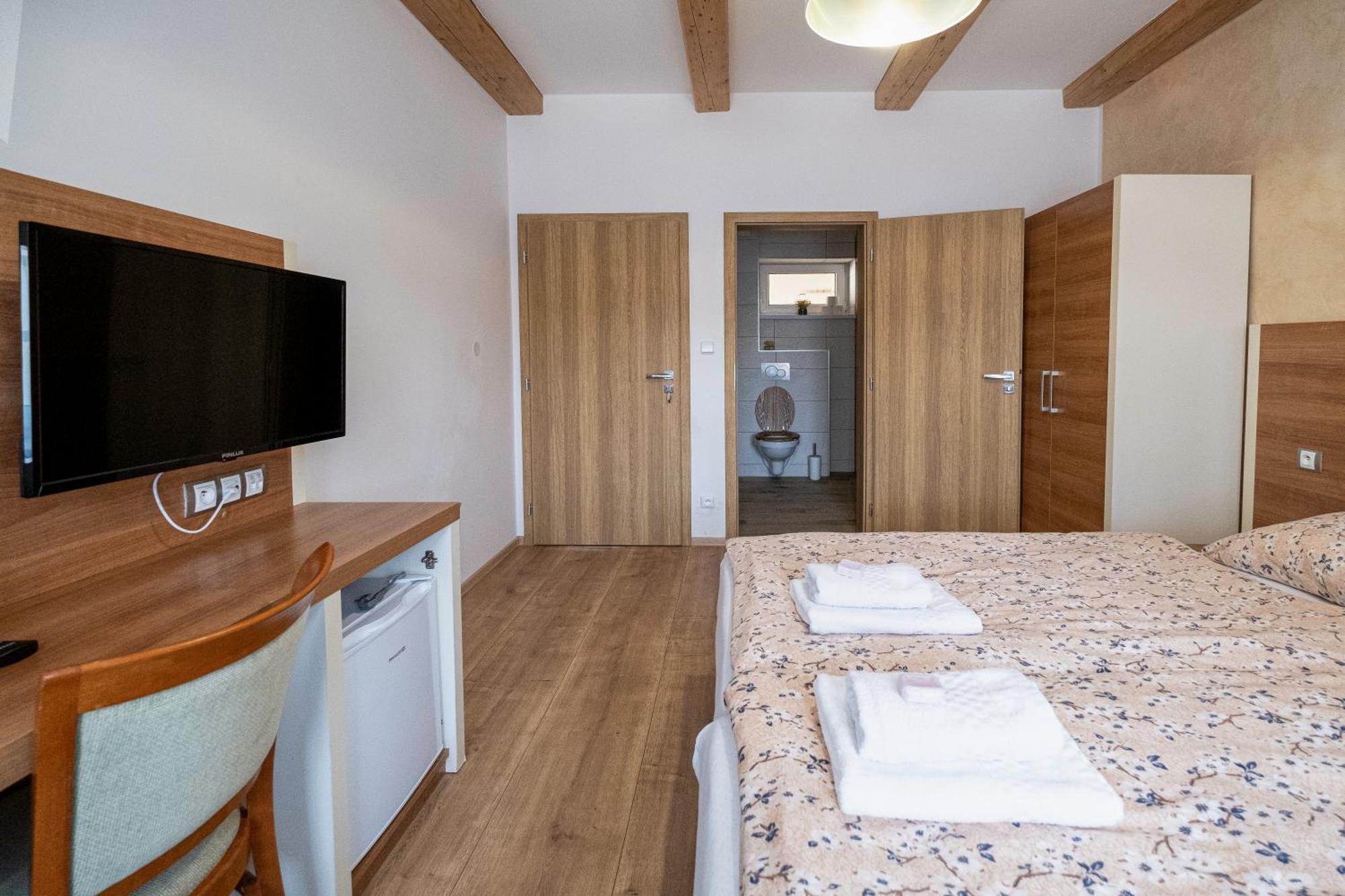 U Katalpy Hotell Sedlec  Exteriör bild