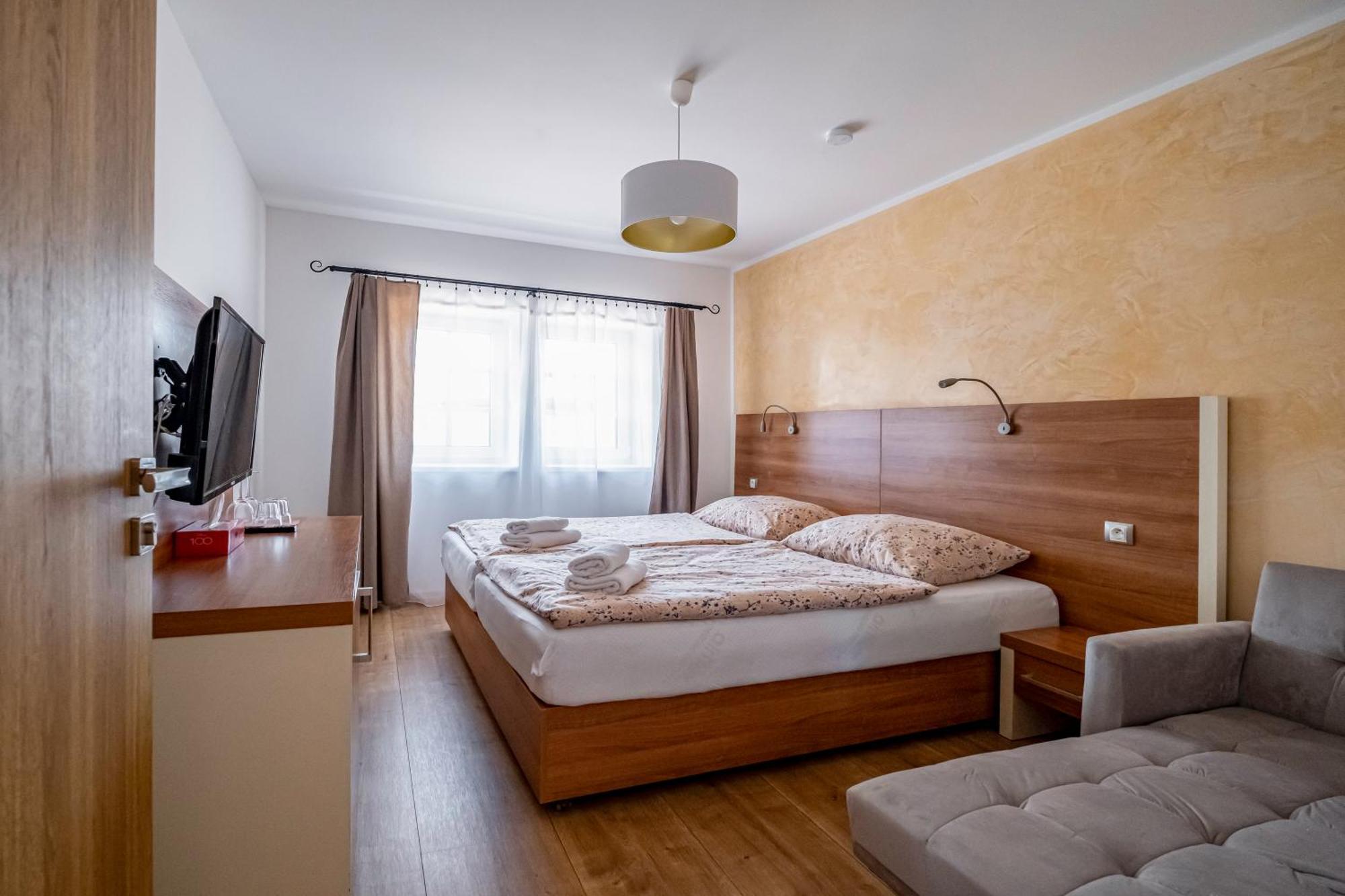 U Katalpy Hotell Sedlec  Exteriör bild